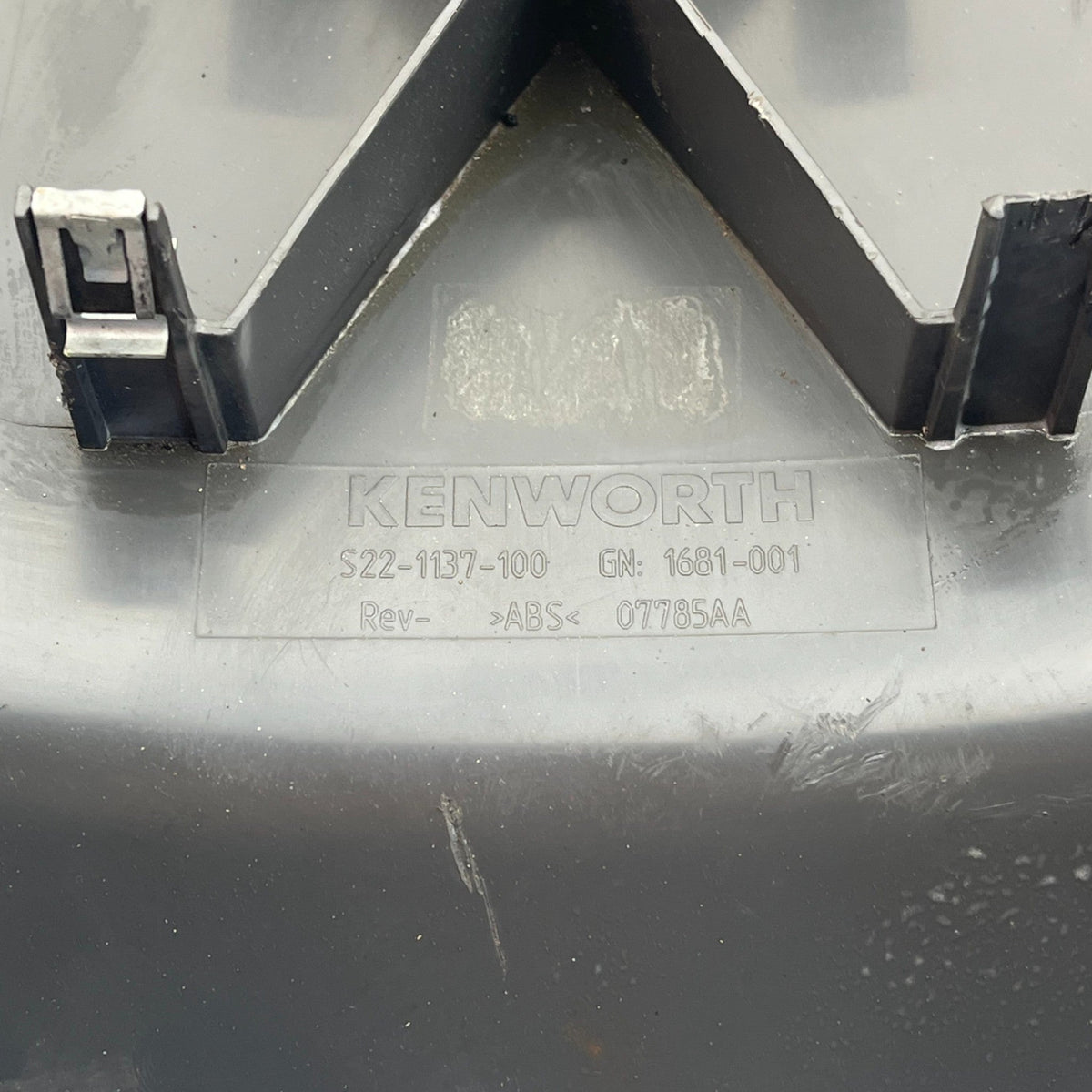 S22-1137-100 Genuine Kenworth Steering Column 1 Hand Valve Cover - Second Truck Parts