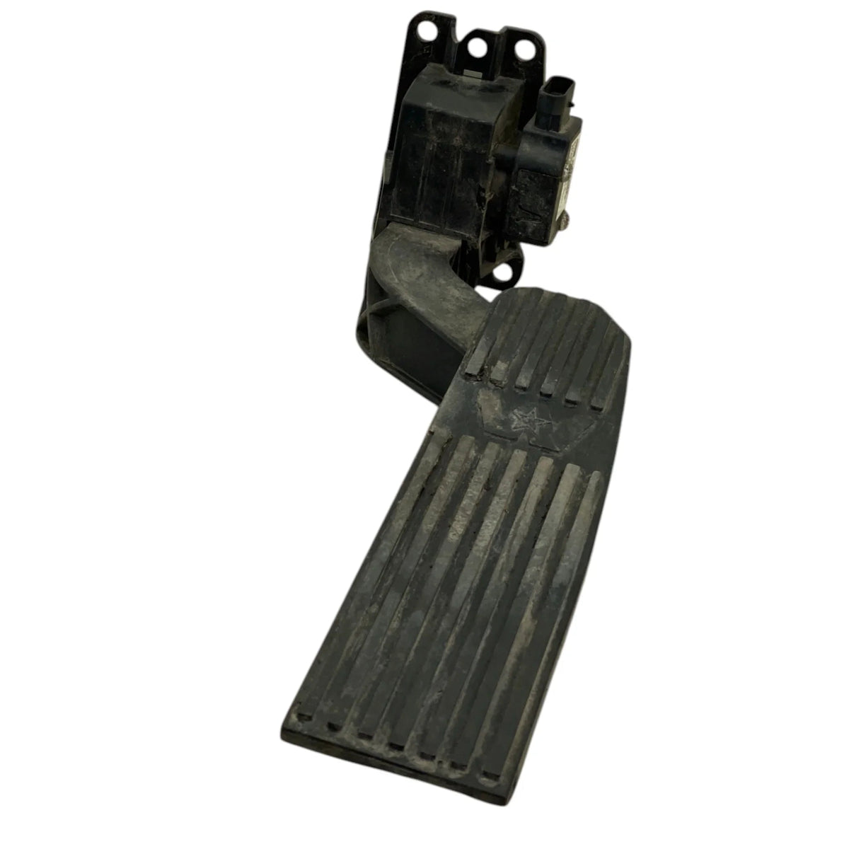 A01-34092-000 Genuine Freightliner Accelerator Pedal - Second Truck Parts