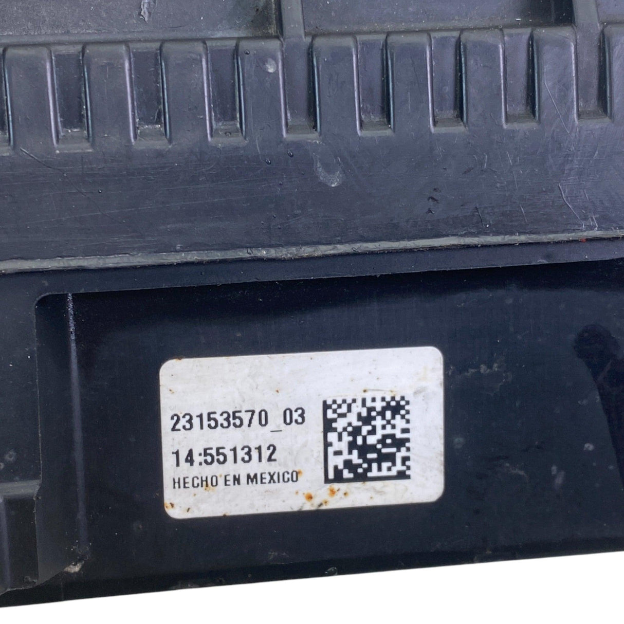 23153570 Genuine Volvo Battery Power Distribution Box - Second Truck Parts
