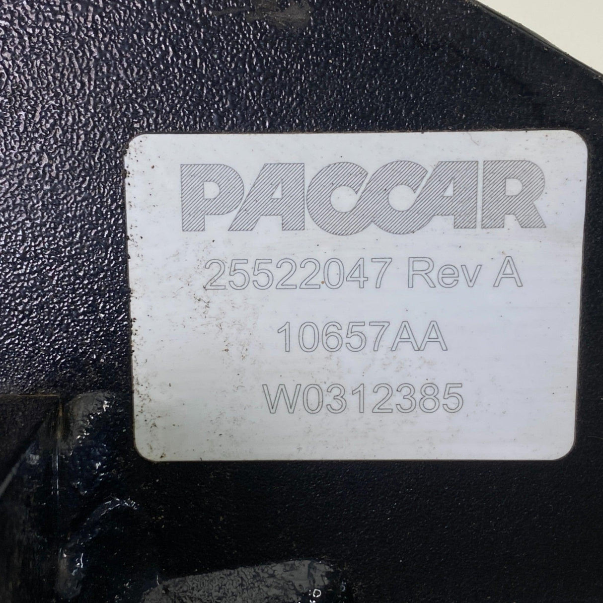 25522047PE Genuine Paccar Cab Suspension