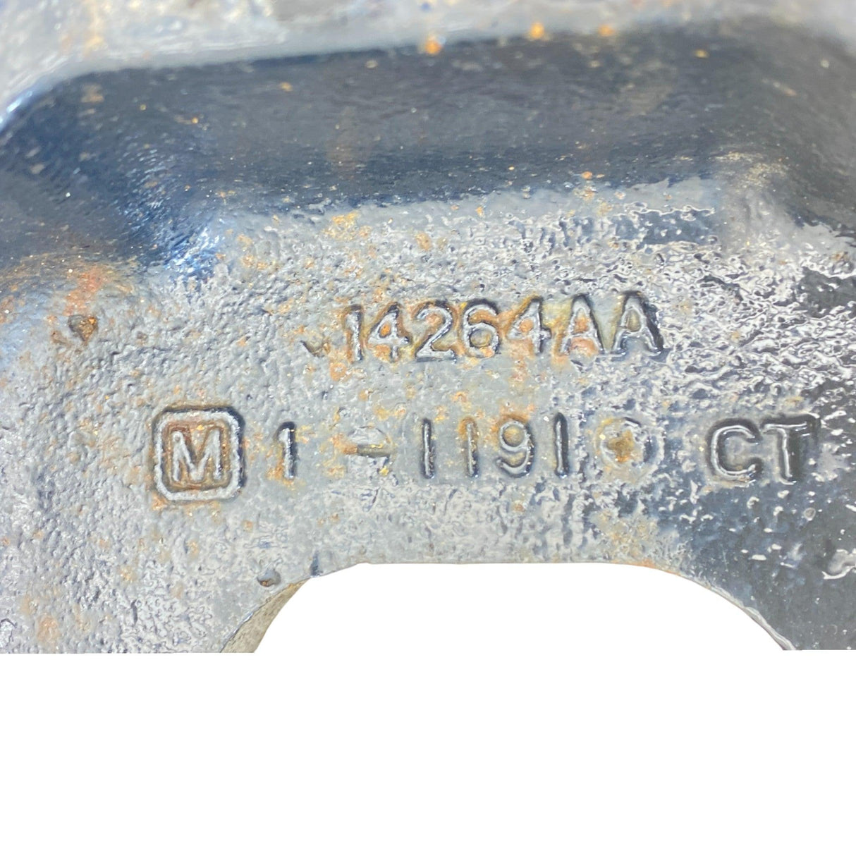 C16-6001M02 Genuine Paccar Left Side Clamp Axle