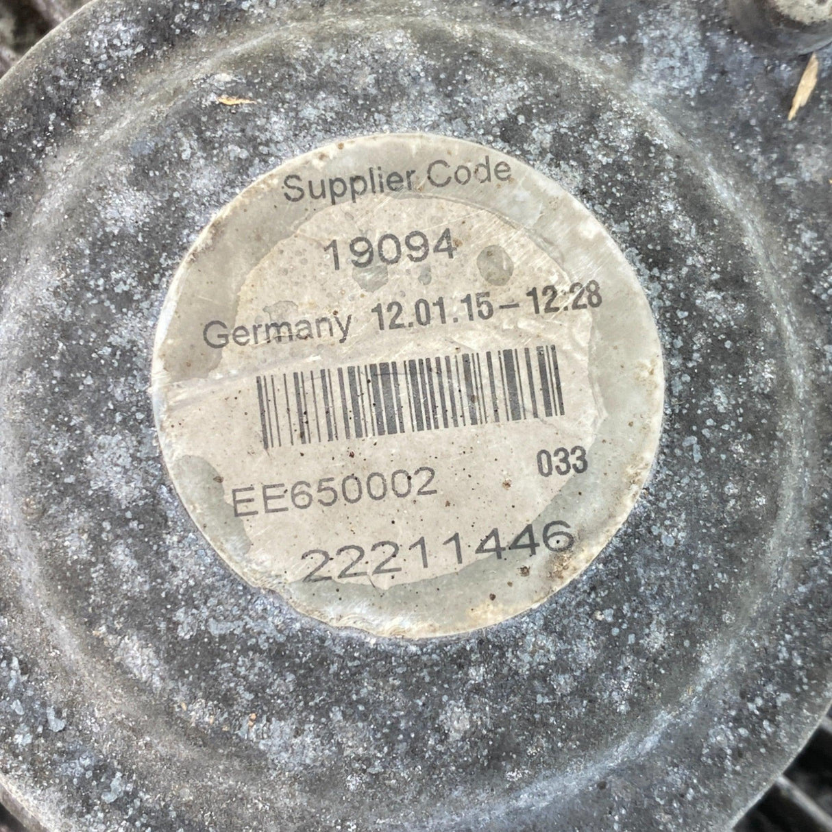 222211446 Genuine Volvo Enginne Fan Clutch - Second Truck Parts