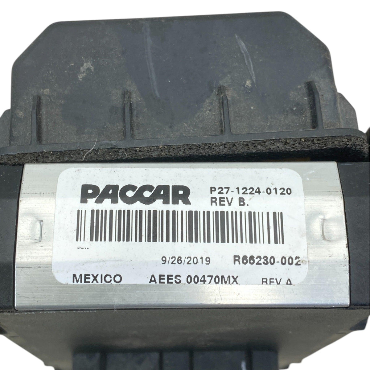 P27-1224-0120 Genuine Paccar Fuse Box Assembly - Second Truck Parts