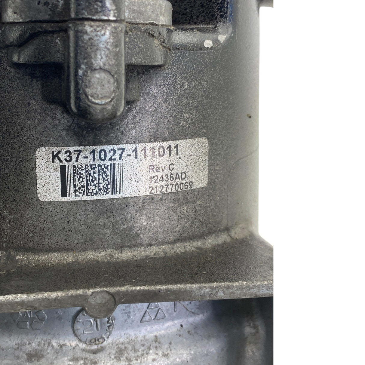 K37-1027-111011-403O Genuine Paccar Fuel Blender Assembly