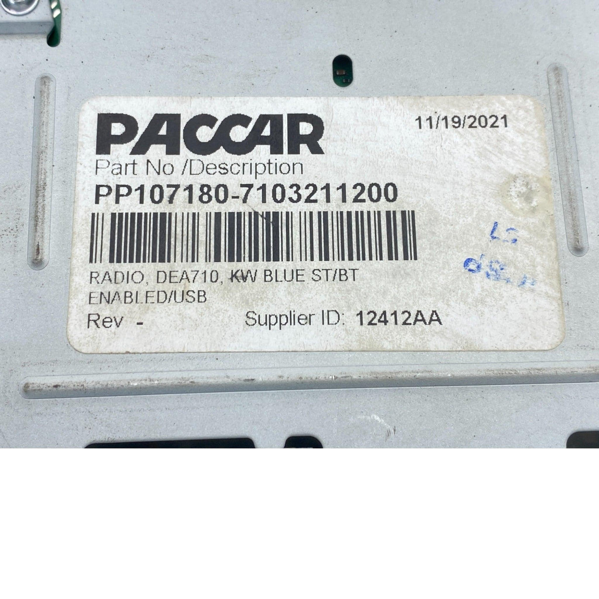 PP1071807103211200 Genuine Paccar Radio DEA710 - Second Truck Parts