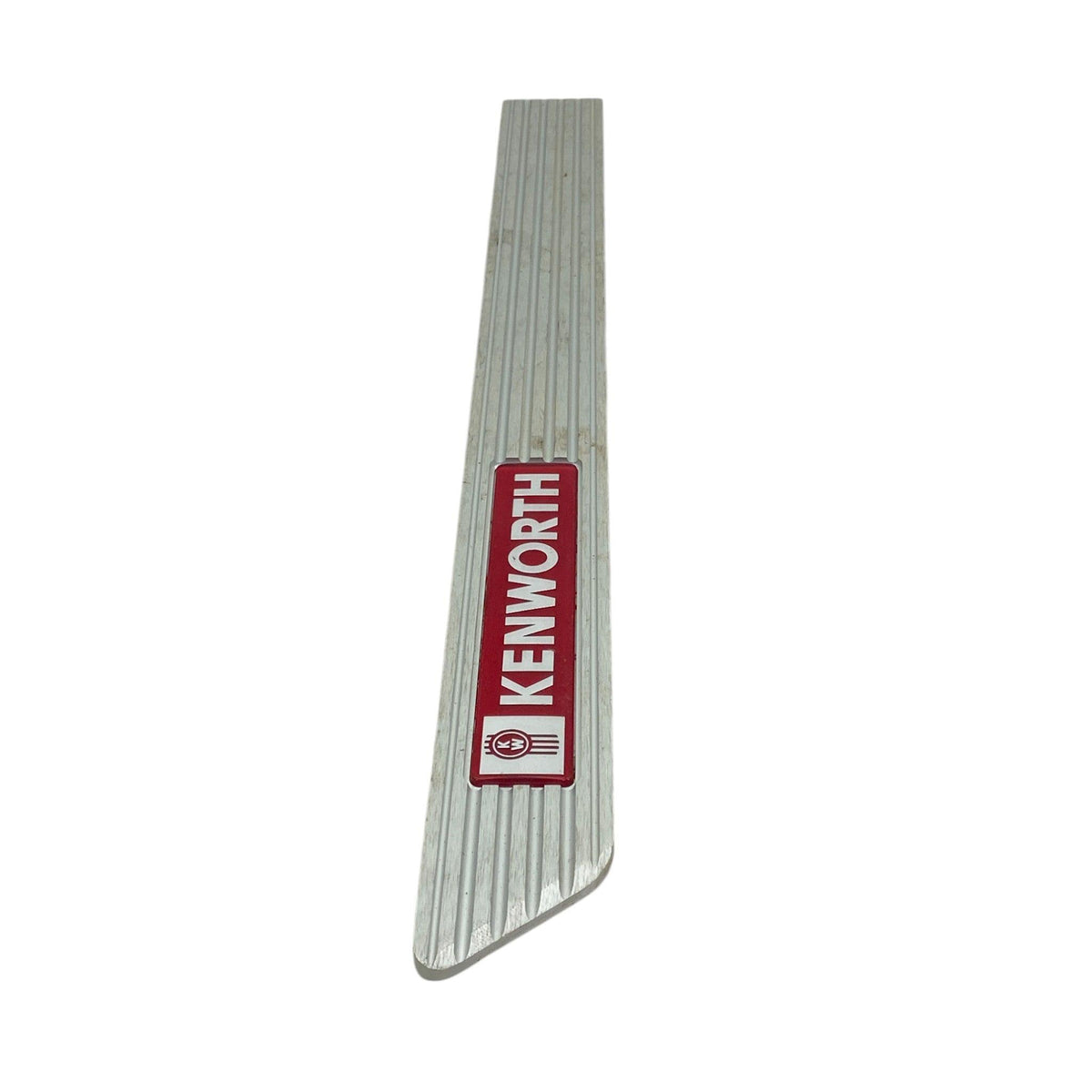 S60-1530R Genuine Paccar Right Side Threshold Trim - Second Truck Parts
