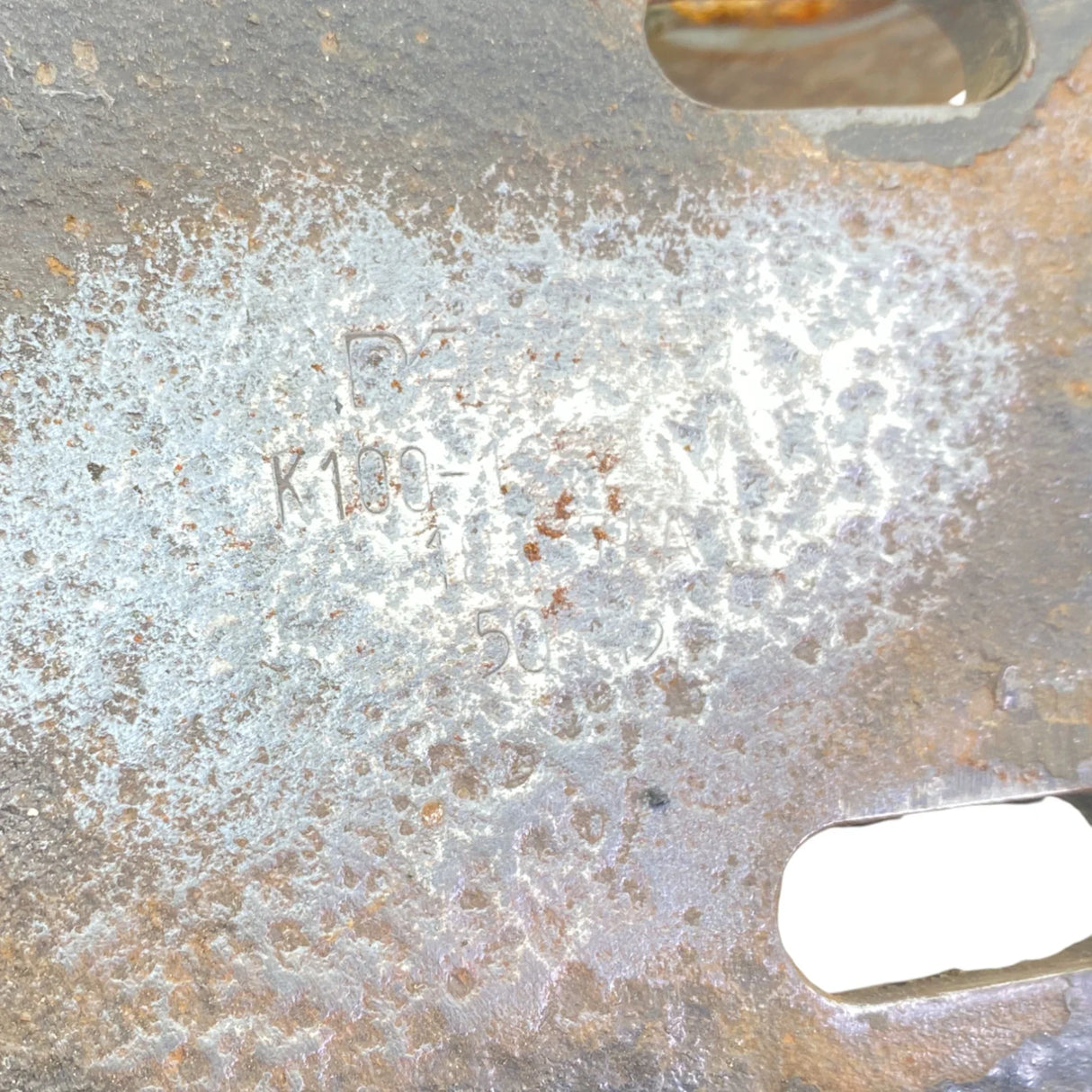 K100-1252 Genuine Paccar Crossmember - Second Truck Parts