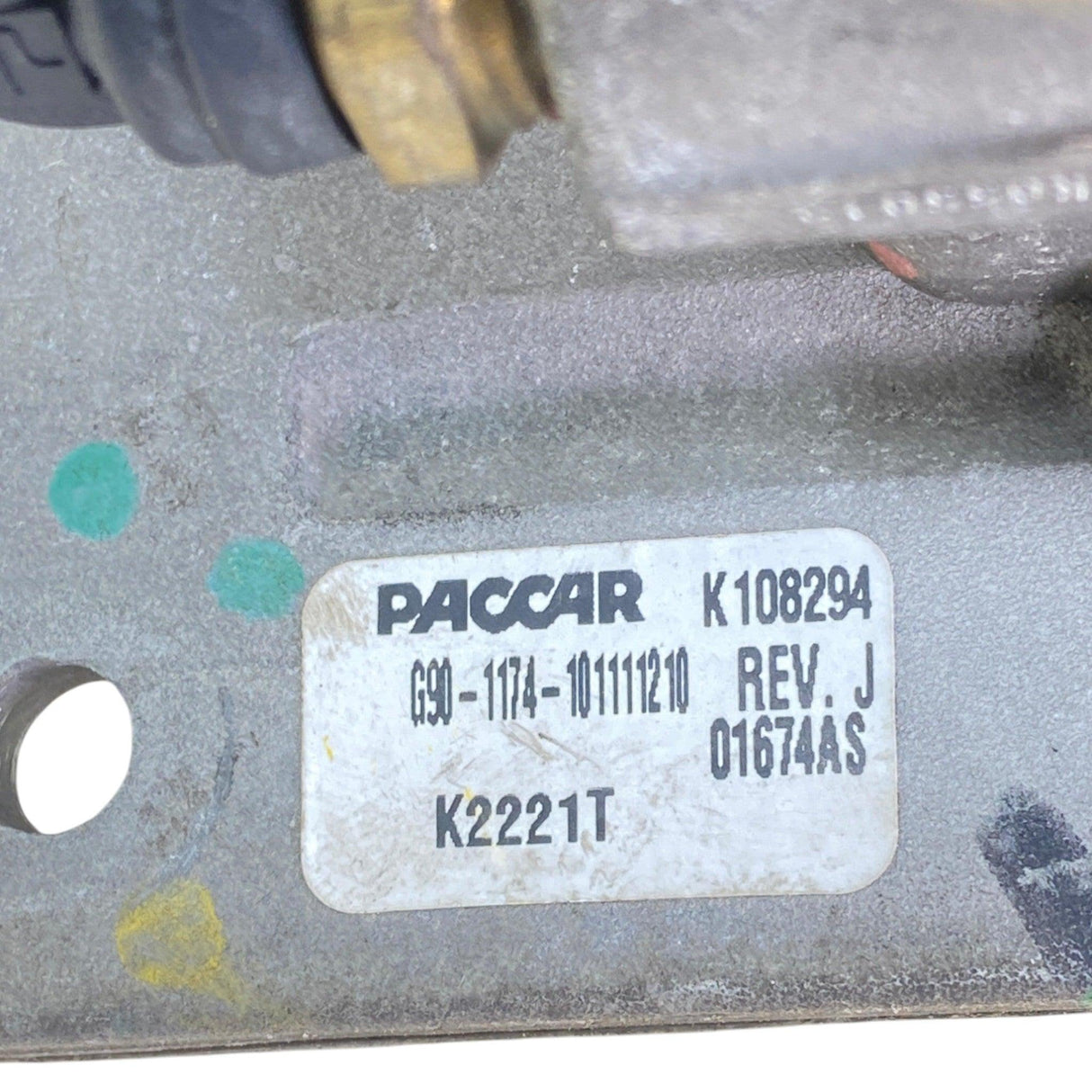 G90-1174-1011111110 Genuine Paccar Foot Brake Valve