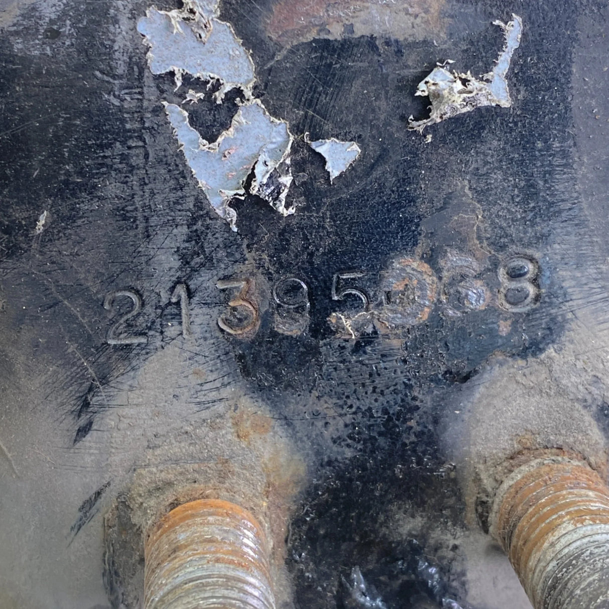 21395068 Genuine Volvo Bracket - Second Truck Parts