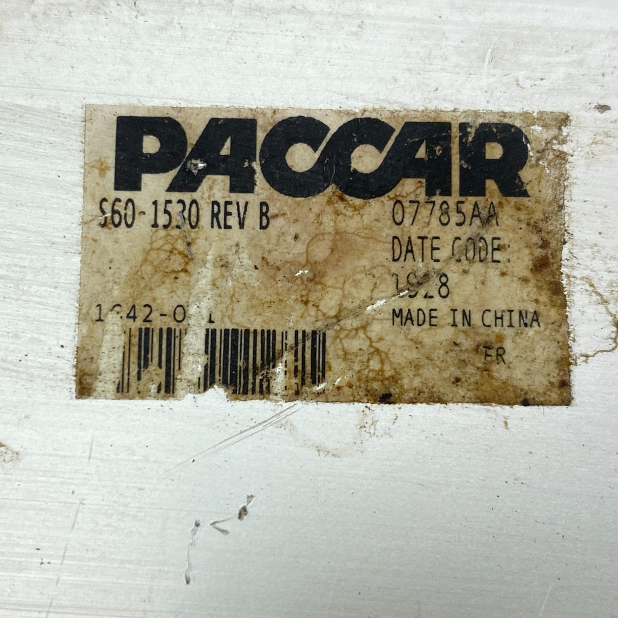 S60-1530 Genuine Paccar Left Side Threshold Trim - Second Truck Parts