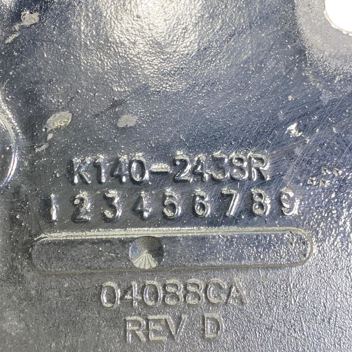 K140-2438R Genuine Paccar Right Side Crossmember Bracket - Second Truck Parts