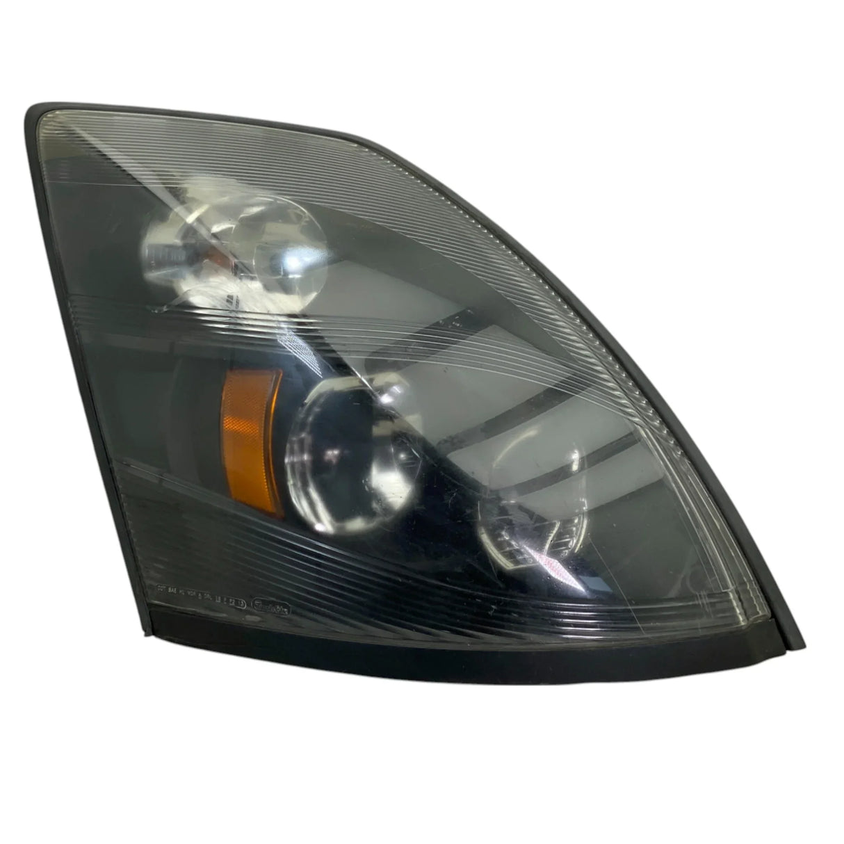 22141268 Genuine Volvo Right Headlamp - Second Truck Parts