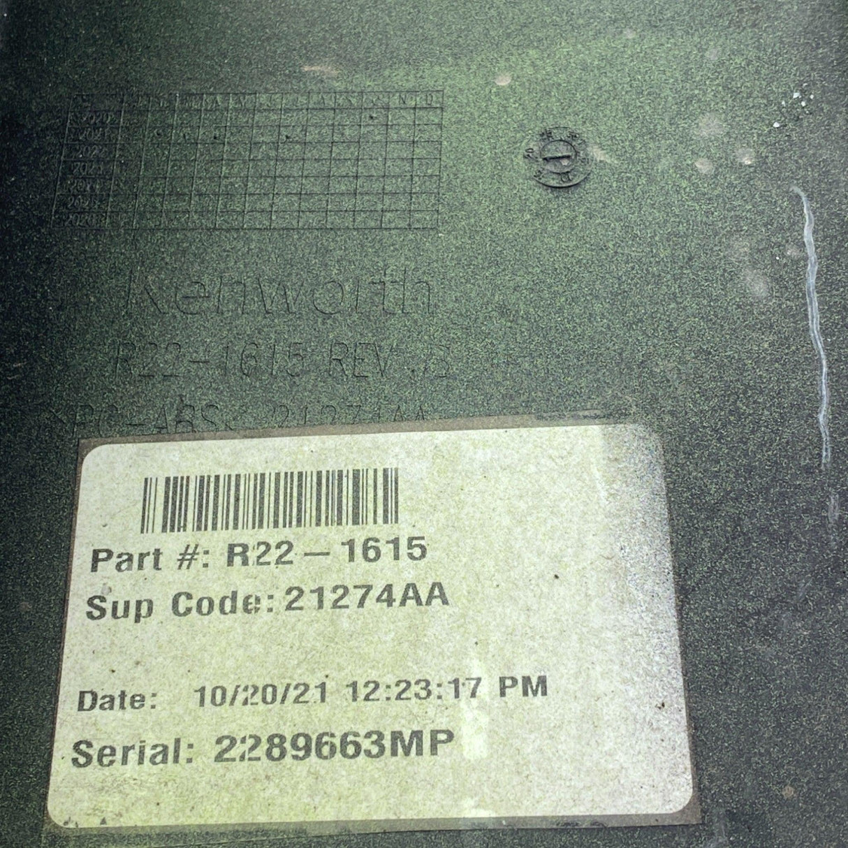 R22-1615 Genuine Paccar Left Green Cowl Panel - Second Truck Parts