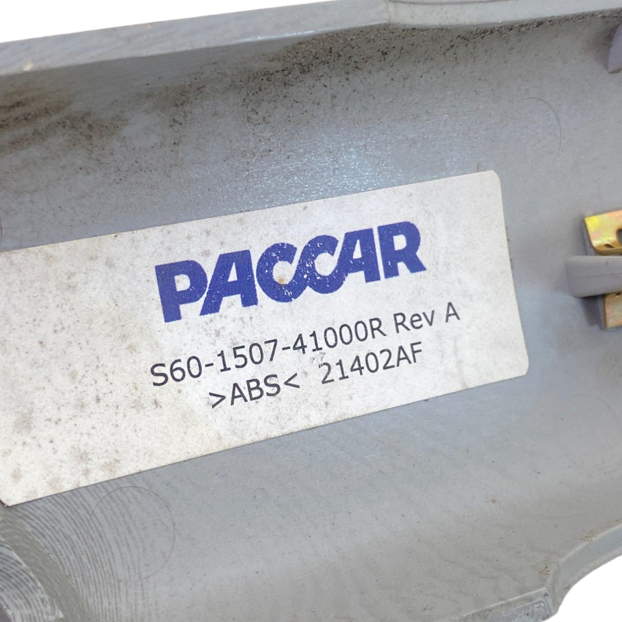 S60-1507-41000R Genuine Paccar Door Handle Accent - Second Truck Parts