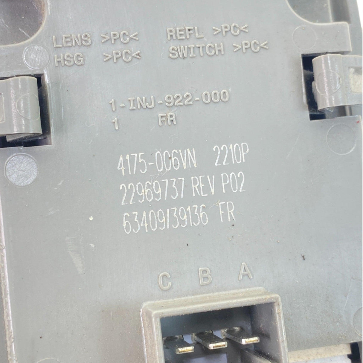22969737 Genuine Volvo Interior Lamp - Second Truck Parts