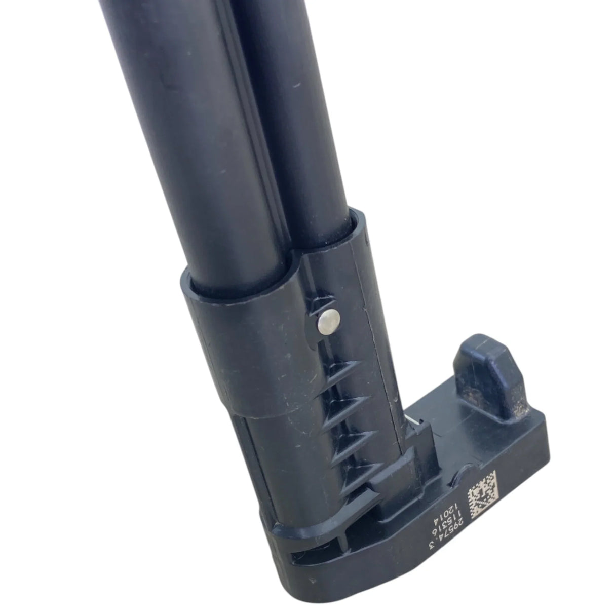 Q21-6092 Genuine Paccar DEF Sensor - Second Truck Parts