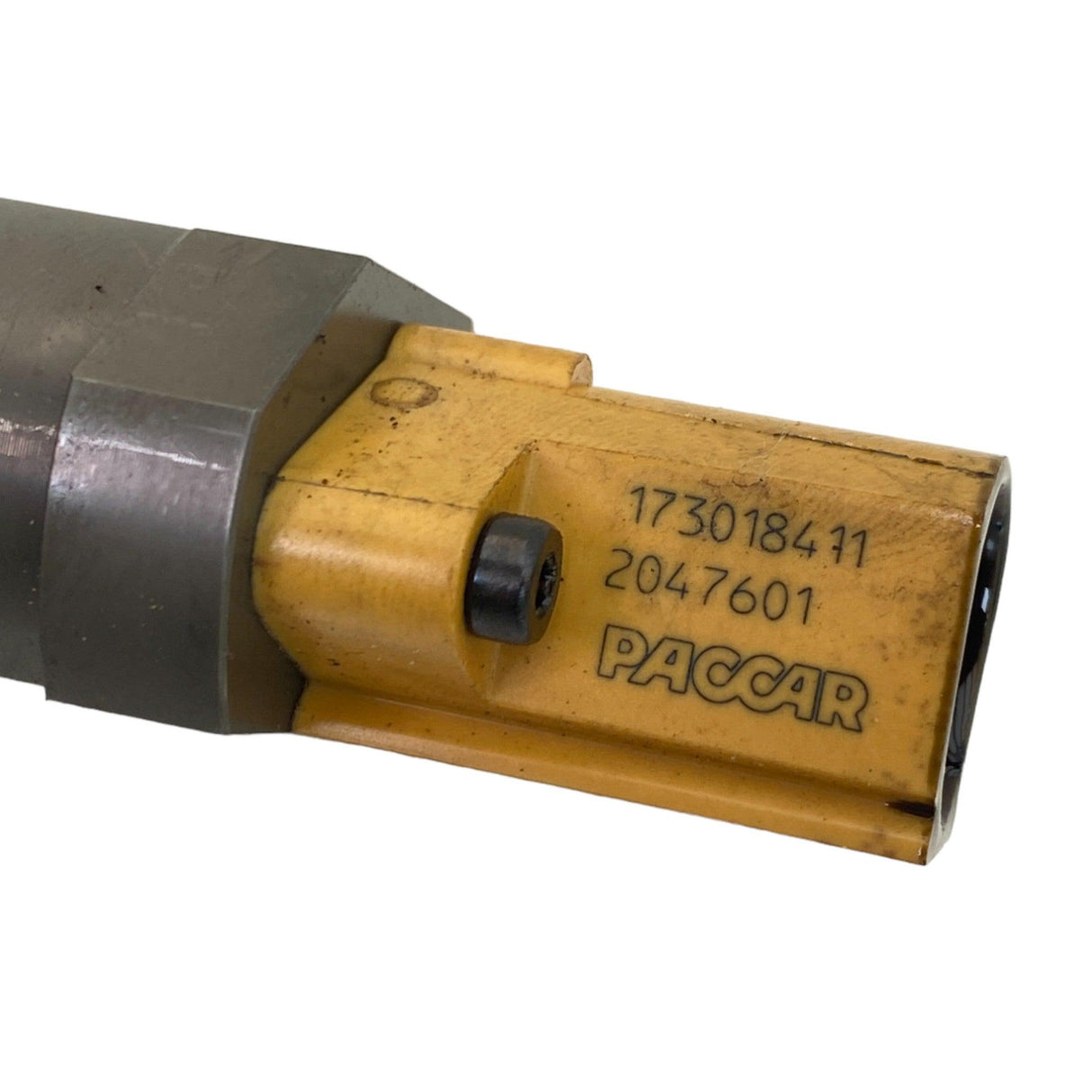 2047601 Genuine Paccar Fuel Injectors - Second Truck Parts