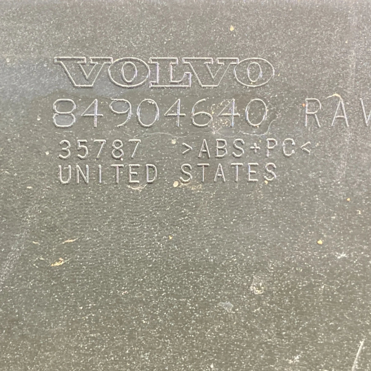 84904640 Genuine Volvo Front Right Crash Pad Cover Trim Panel - Second Truck Parts