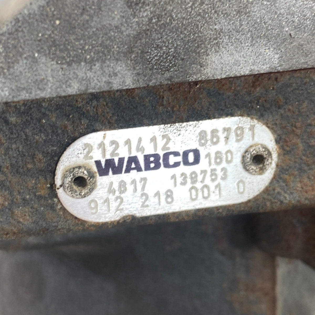 9122180010 Genuine Wabco Air Compressor - Second Truck Parts