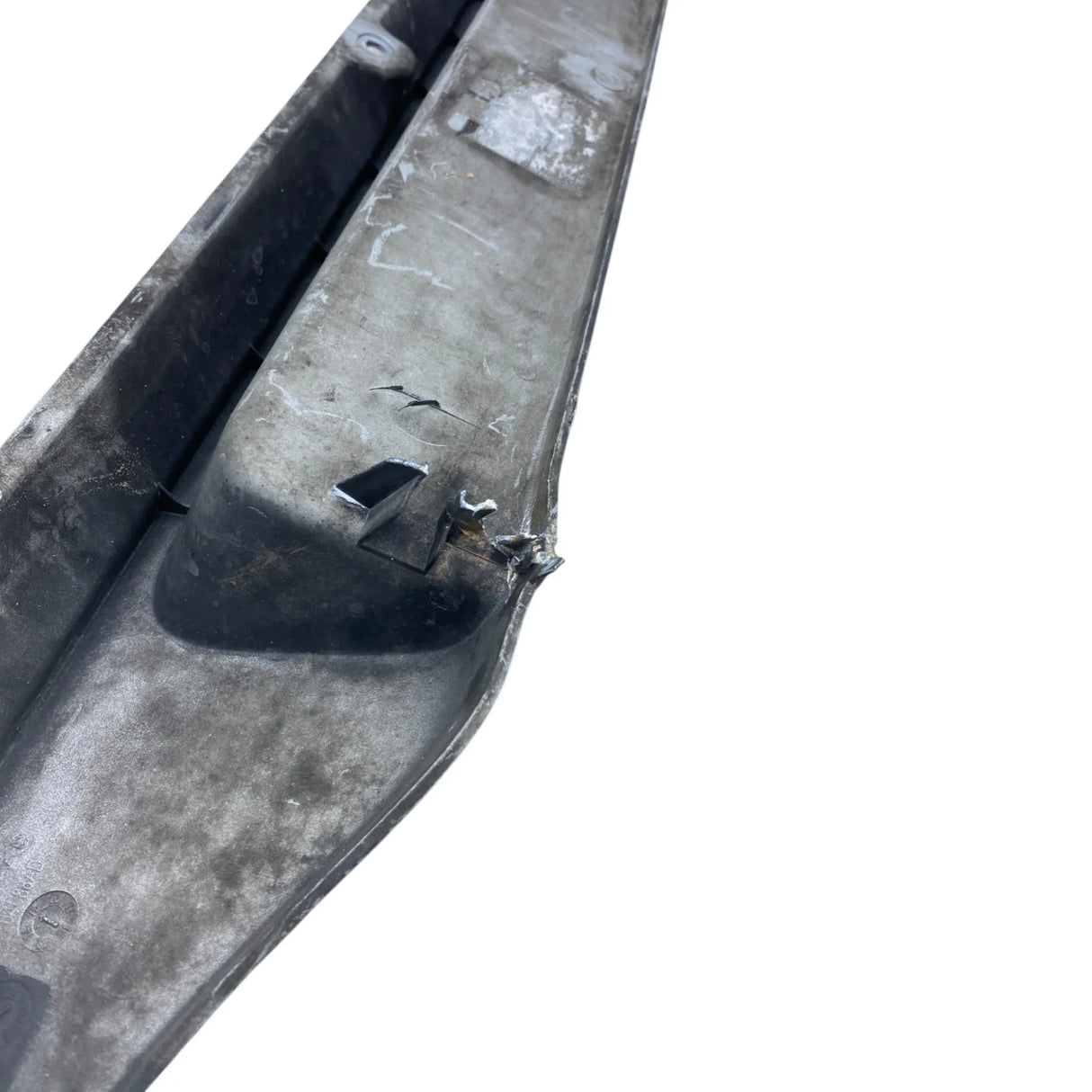 R22-1399 Genuine Kenworth Left Lower Step Panel - Second Truck Parts