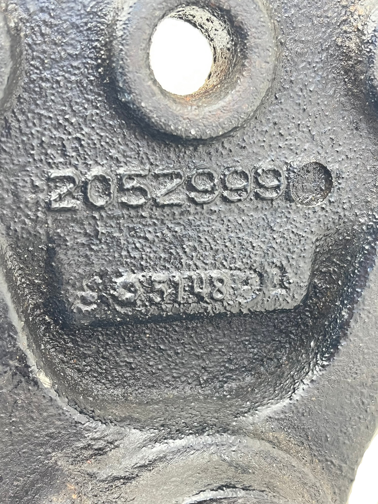 2052999 Genuine Volvo Spring Hanger