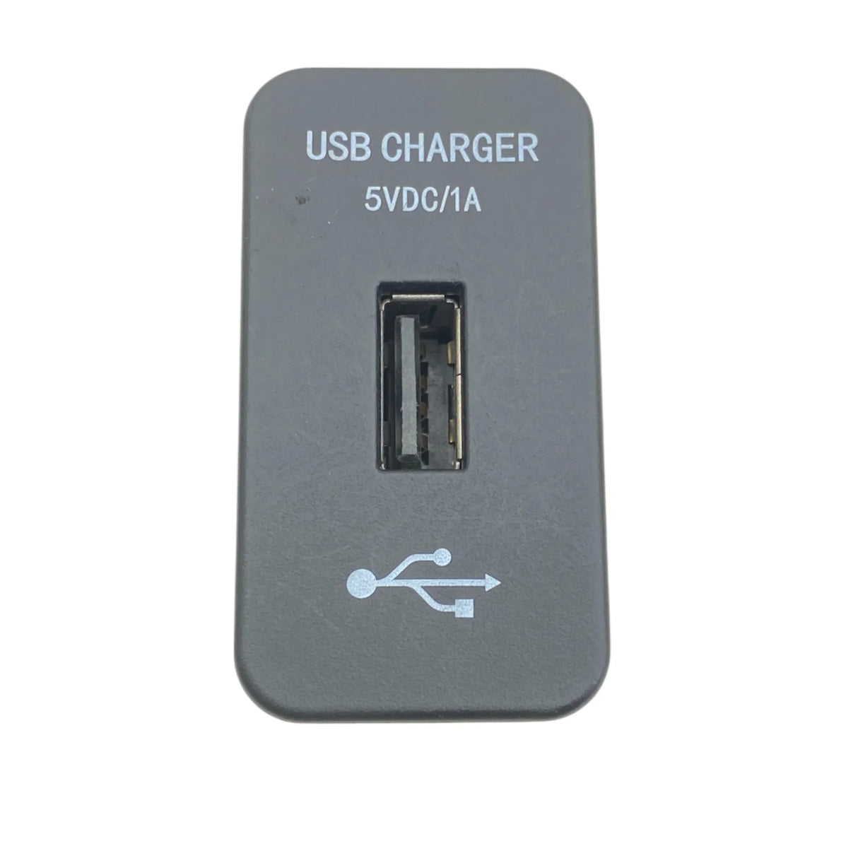 795405002 Genuine Paccar Port - USB Charger - Second Truck Parts