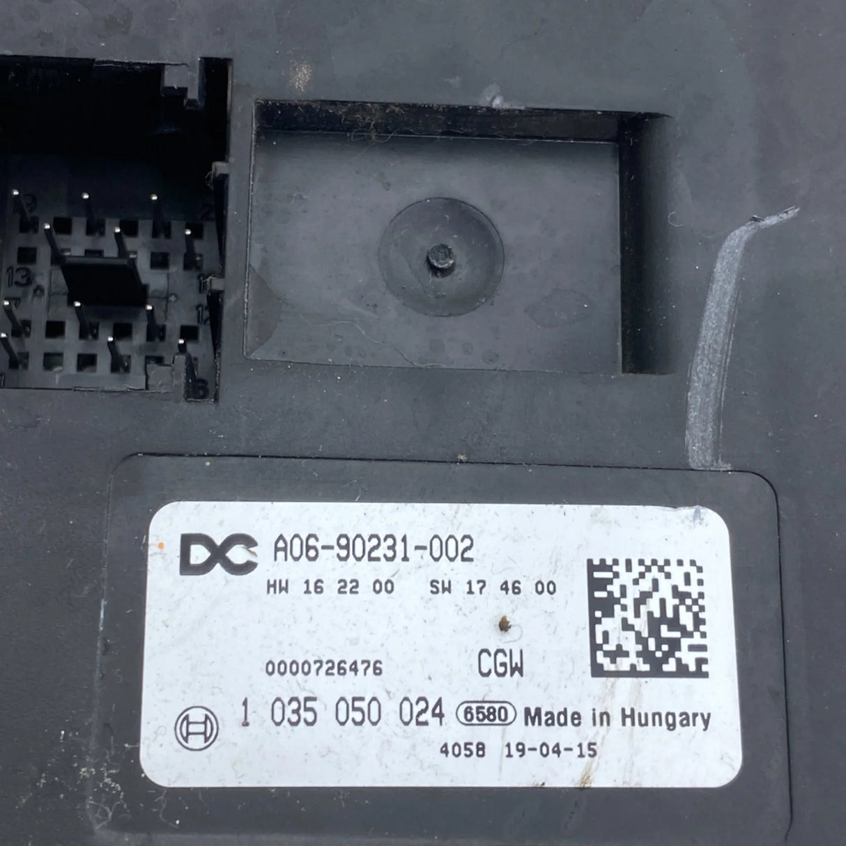 A06-90231-002 Genuine Freightliner Interface Multiplexing Control Module - Second Truck Parts