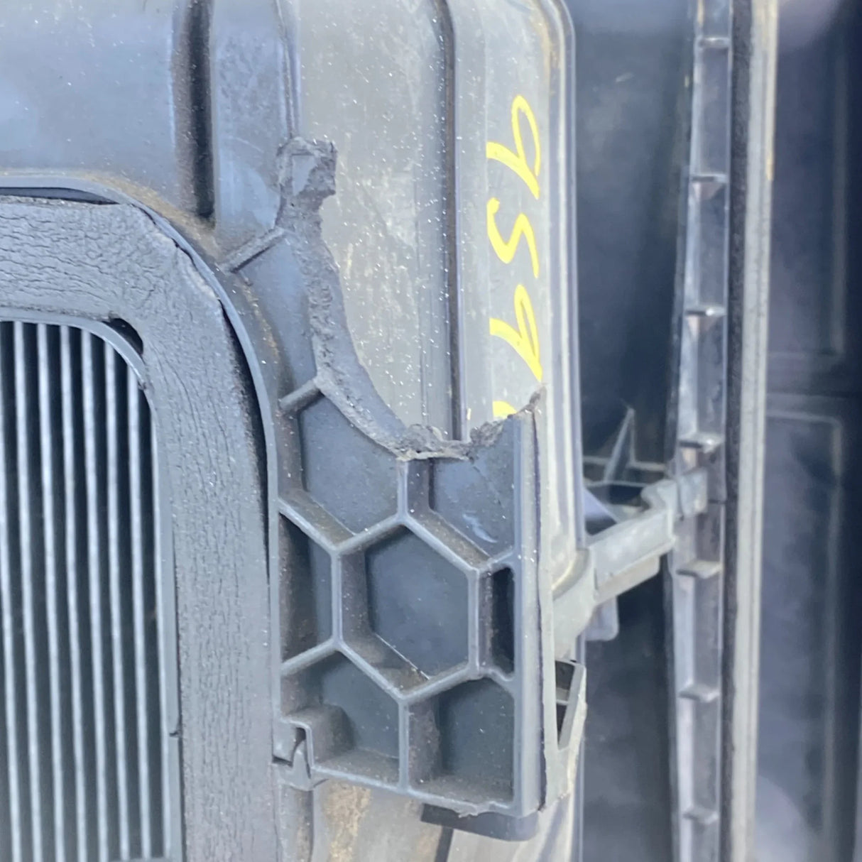 T1002151N Genuine Freightliner Cabin Air Filter Housing Box - Second Truck Parts