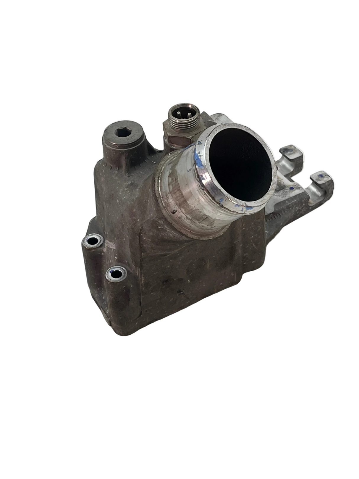 A4712032661 Genuine Detroit Diesel Coolant Distributor Housing - Second Truck Parts