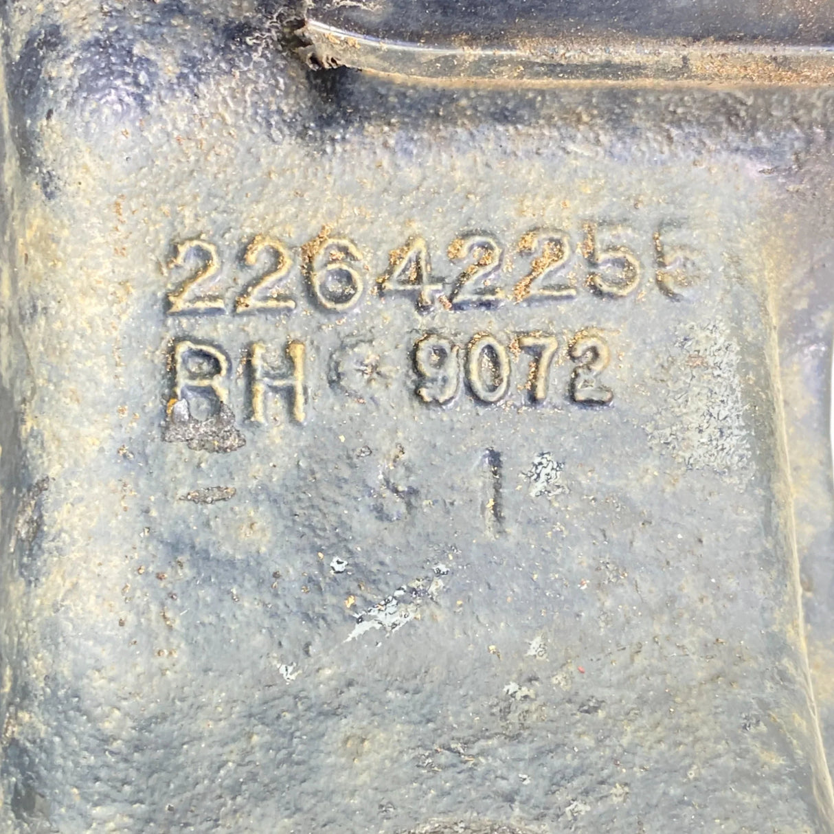 22642255 Genuine Volvo Bracket - Second Truck Parts