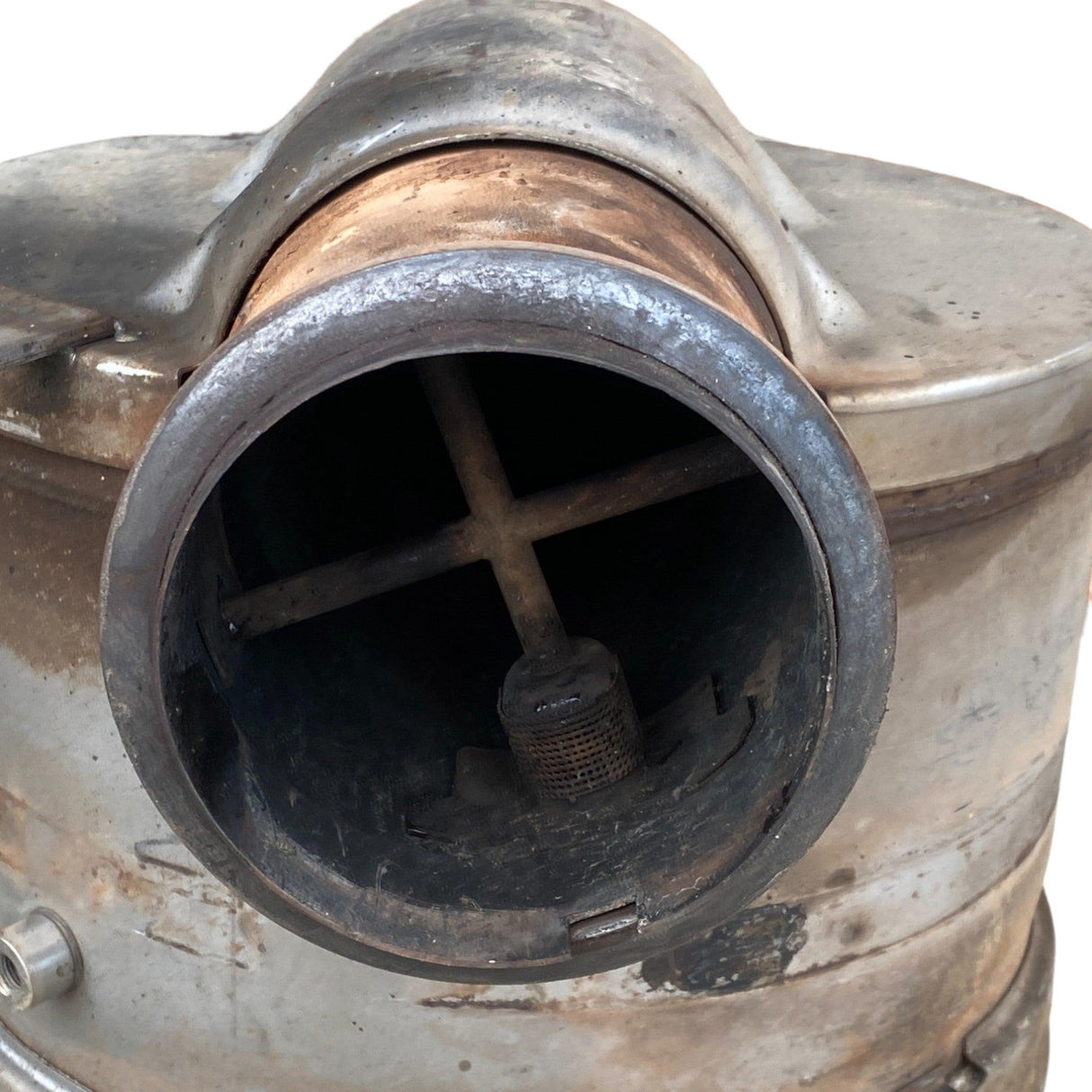 A041W646 Genuine Paccar Diesel Particulate Filter - Second Truck Parts