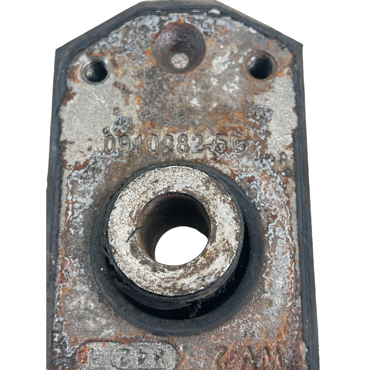 09102825C Genuine International Engine Mount - Second Truck Parts