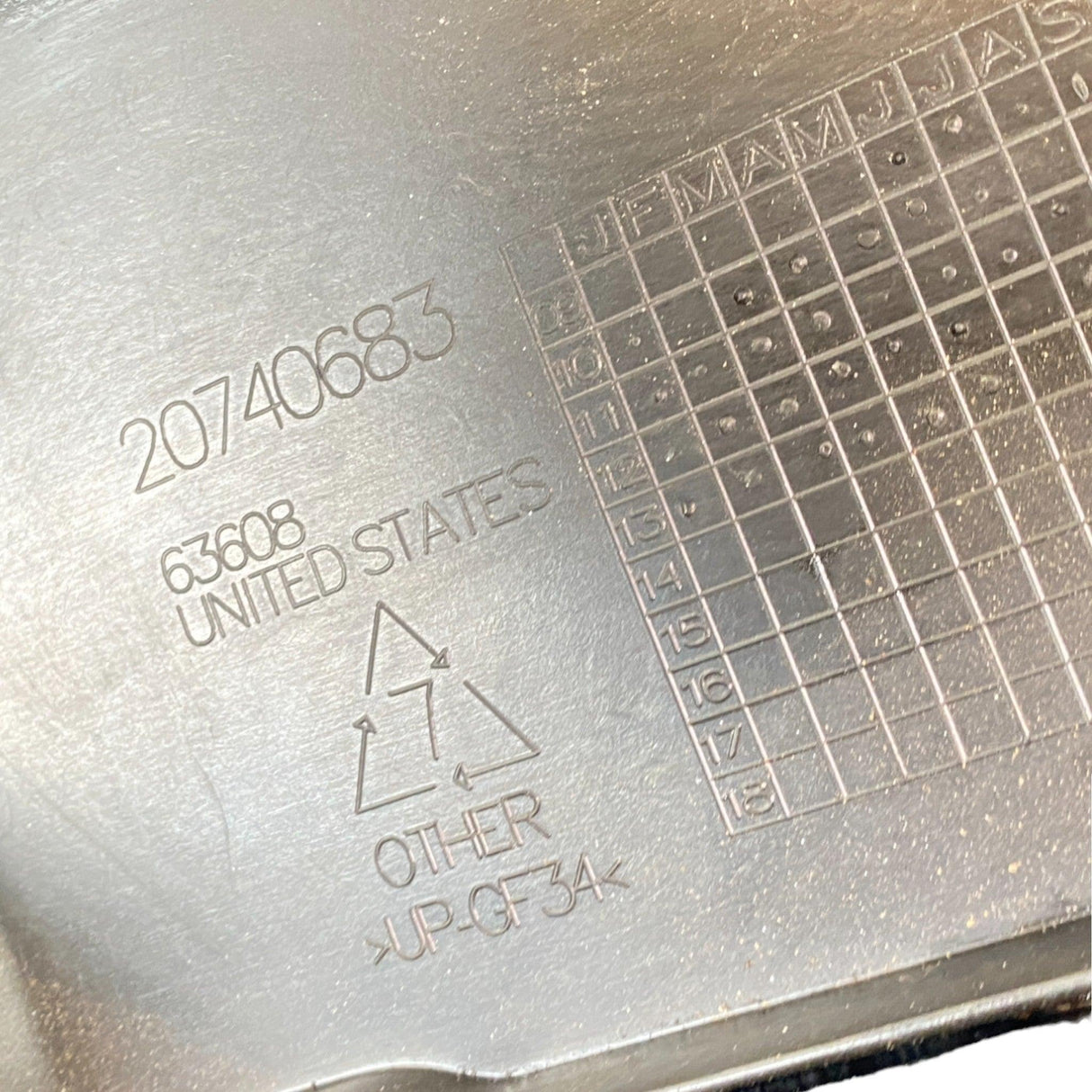 20740683 Genuine Volvo Engine Valve Cover - Second Truck Parts