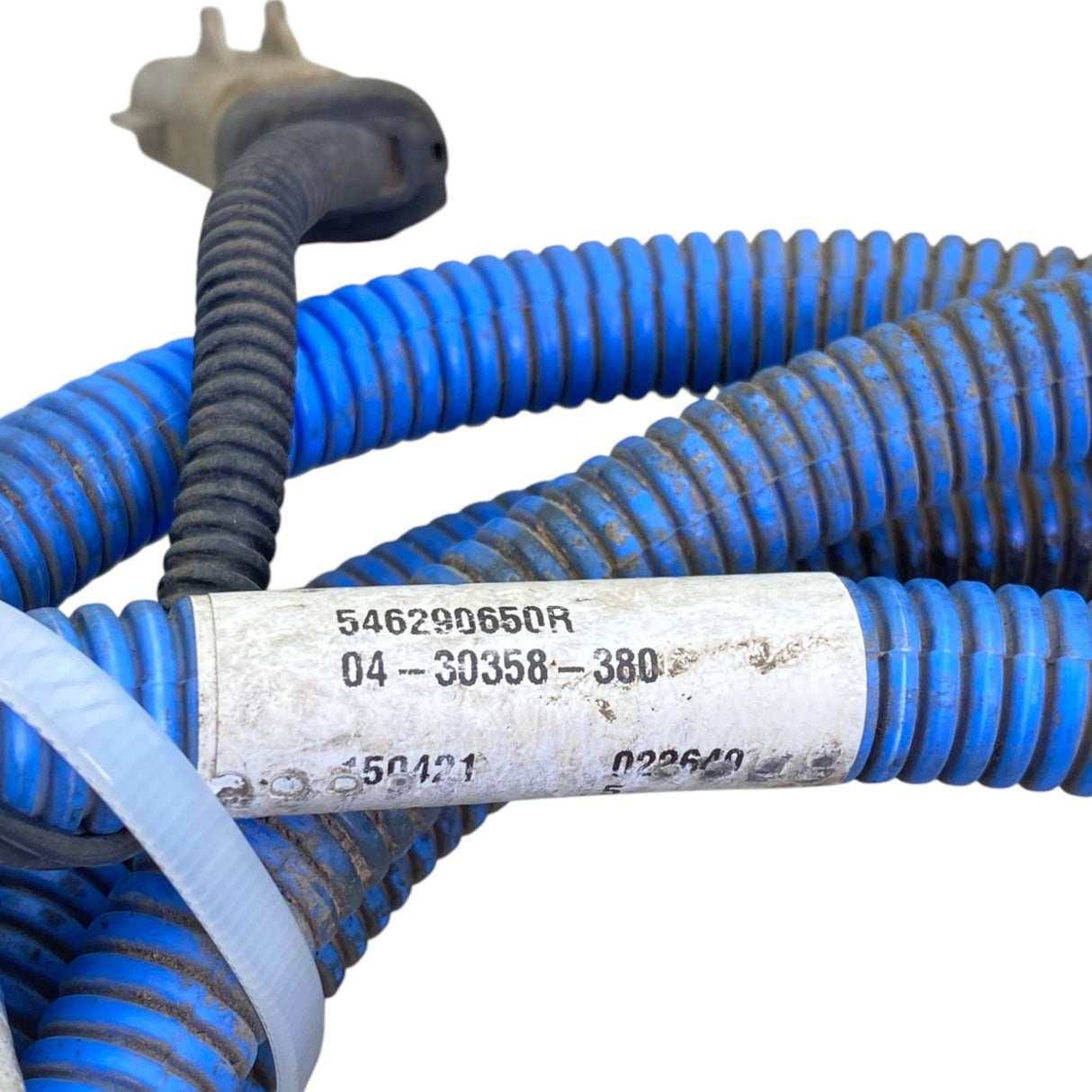 04-30358-380 Genuine Freightliner Diesel Exhaust Fluid Line - Double Connection 4600 Mm - Second Truck Parts