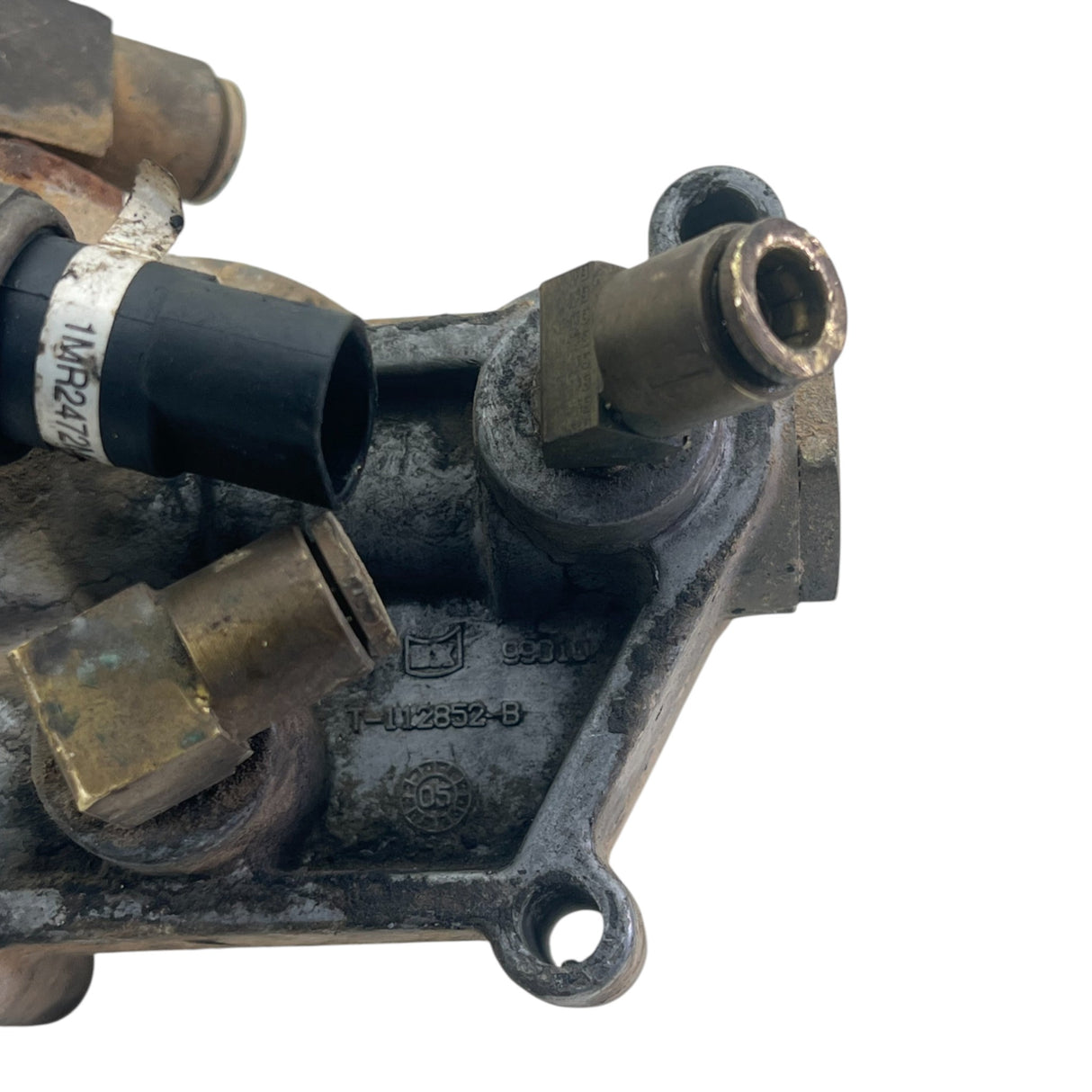 T-112852-B Genuine Bendix Tractor Protection Valve