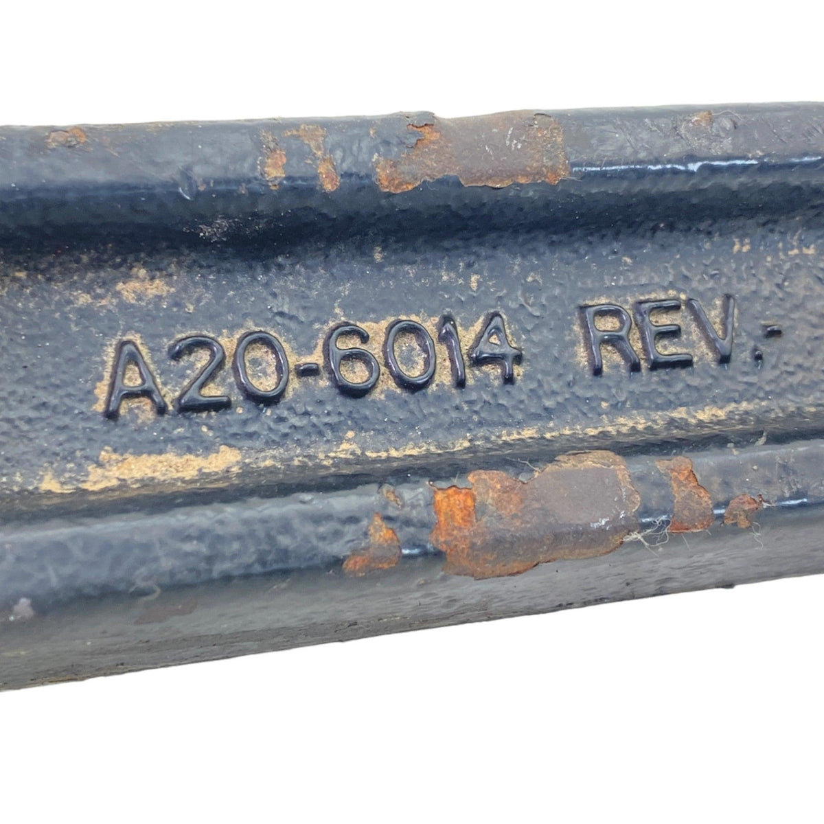 A20-6014 Genuine Paccar Front Tow Hitch - Second Truck Parts