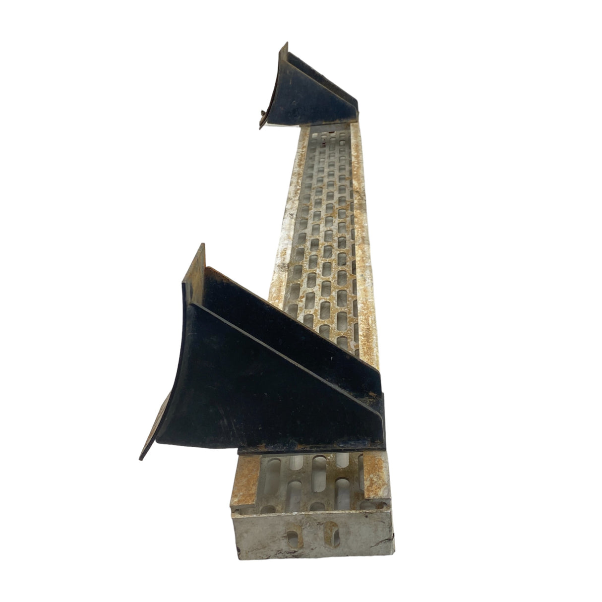 20816521 Genuine Mack Fuel Tank Step - Second Truck Parts