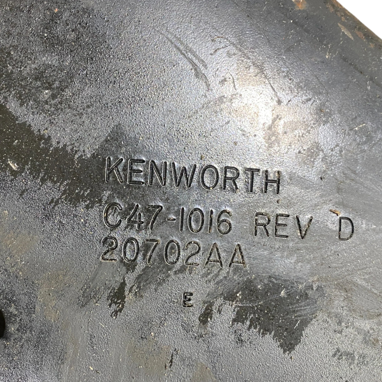 C47-1016 Genuine Paccar Crossmember Gusset Lower Bogie - Second Truck Parts