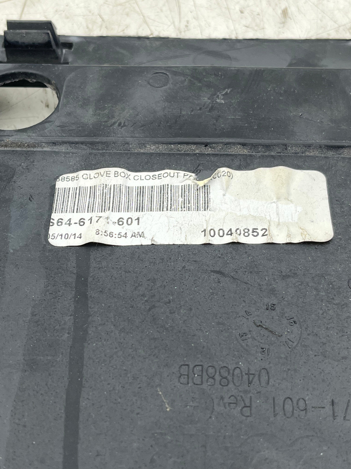 S64-6171-601 Genuine Peterbilt Glove Box Cover - Second Truck Parts