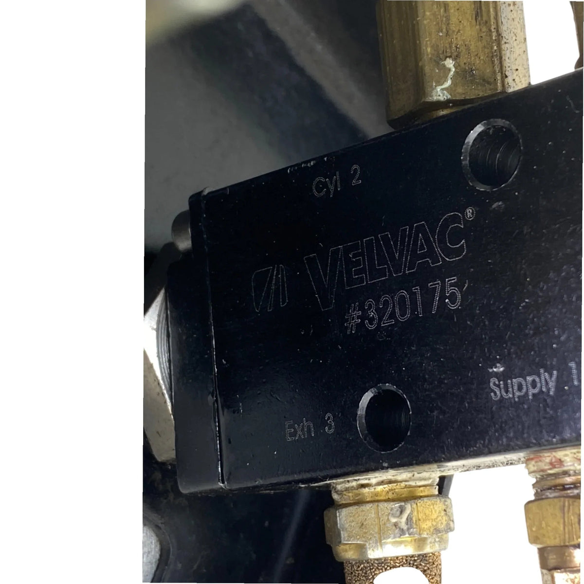 320175 Genuine Velvac Four-Way Push 3-Position Feathering Air Valve - Second Truck Parts