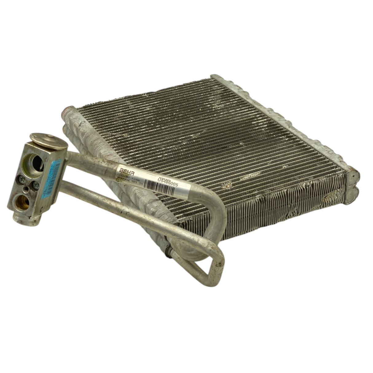 U5486005 Genuine Volvo Right Air Conditioner Condenser - Second Truck Parts