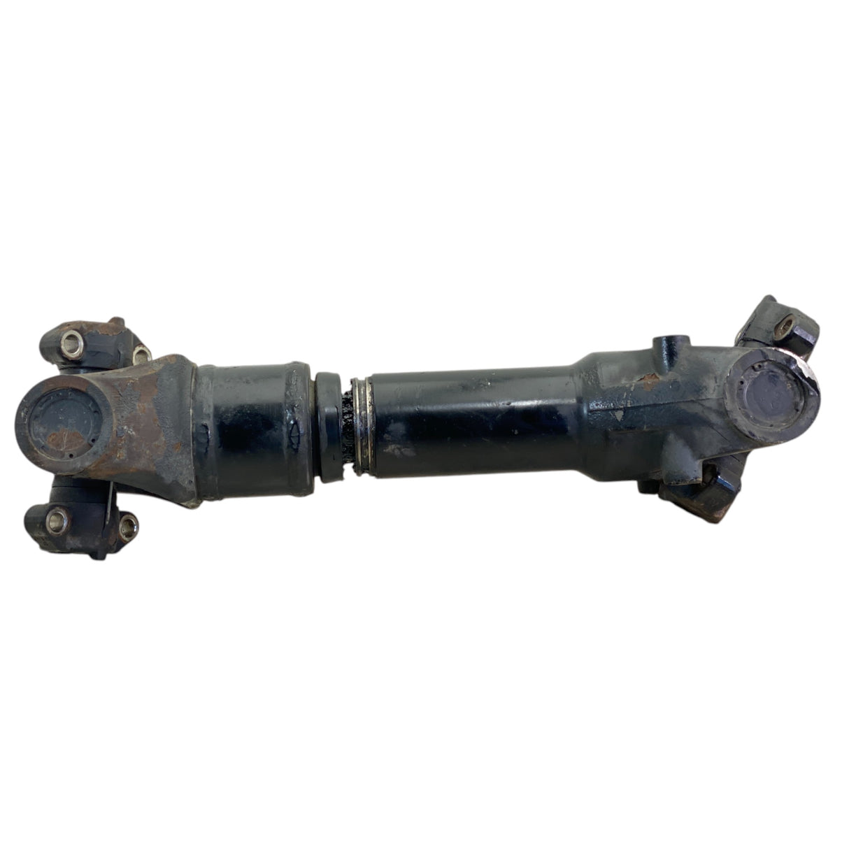 20R160C Genuine Kenworth T680 Short Coupled Driveshaft - Second Truck Parts