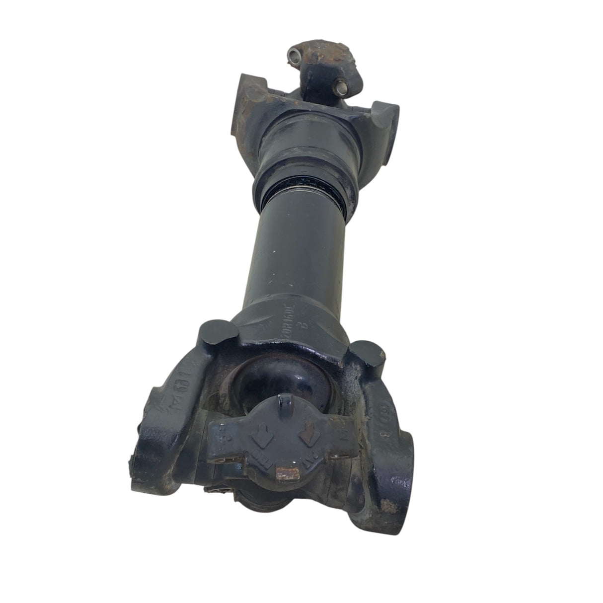 20R160C Genuine Kenworth T680 Short Coupled Driveshaft - Second Truck Parts