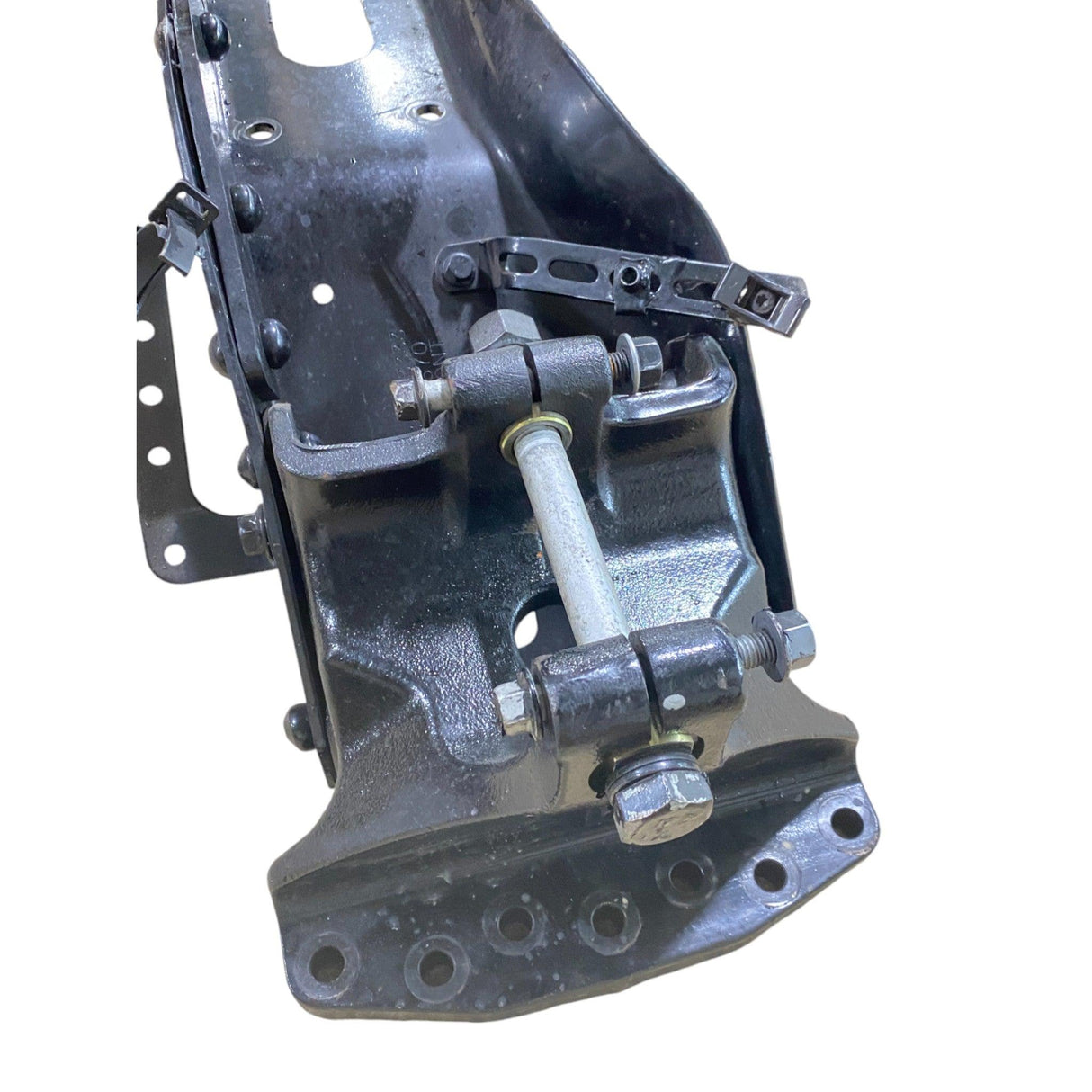 20503333 Genuine Volvo Crossmember With Anchorage - Second Truck Parts