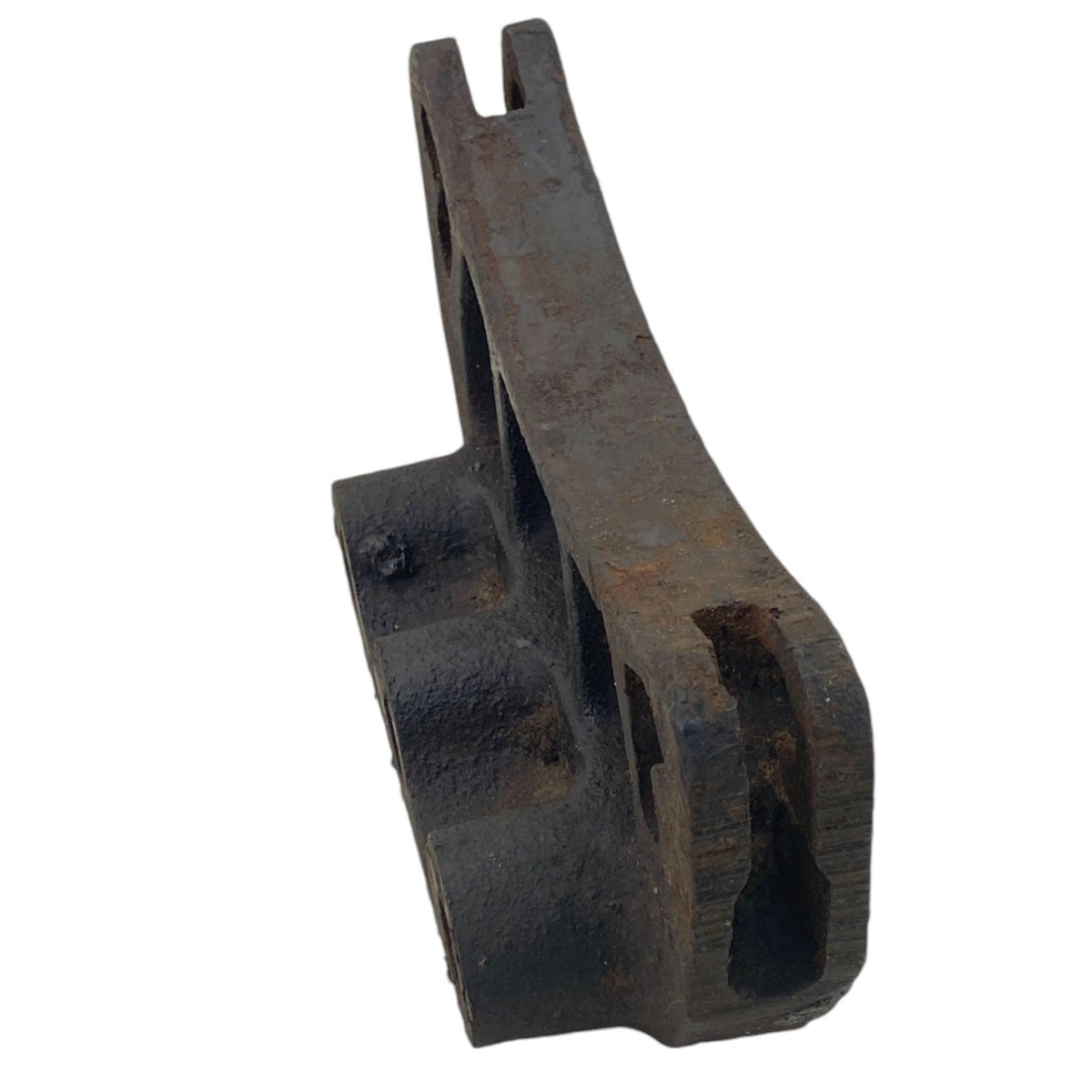 M11-7509-028 Genuine Paccar Bracket Strap - Second Truck Parts