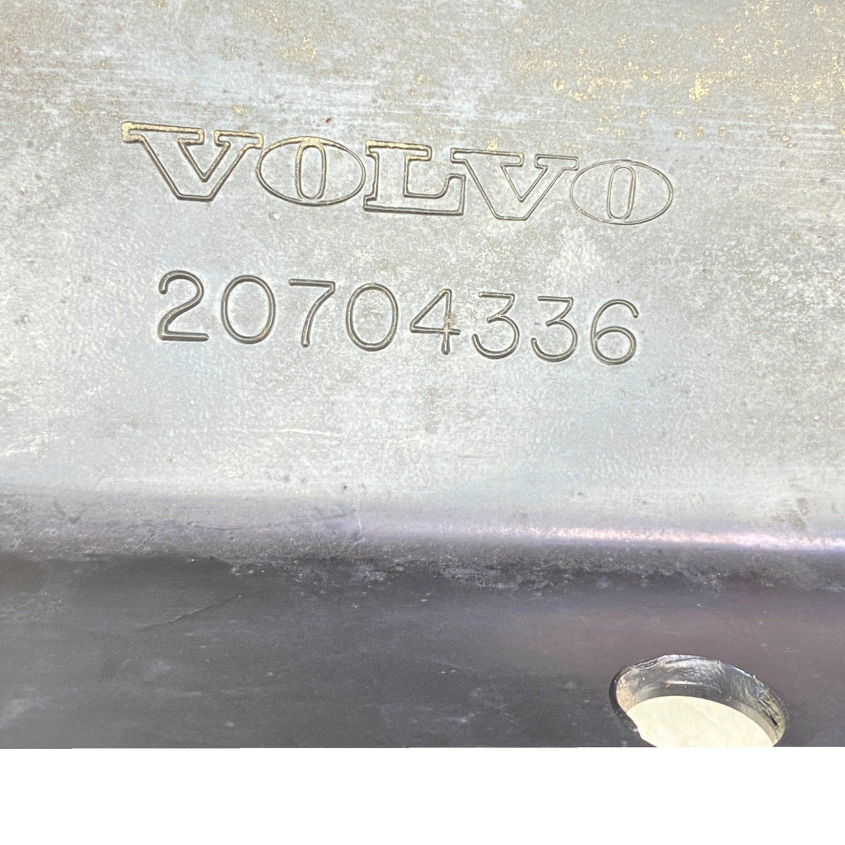 23111183 Genuine Volvo Member