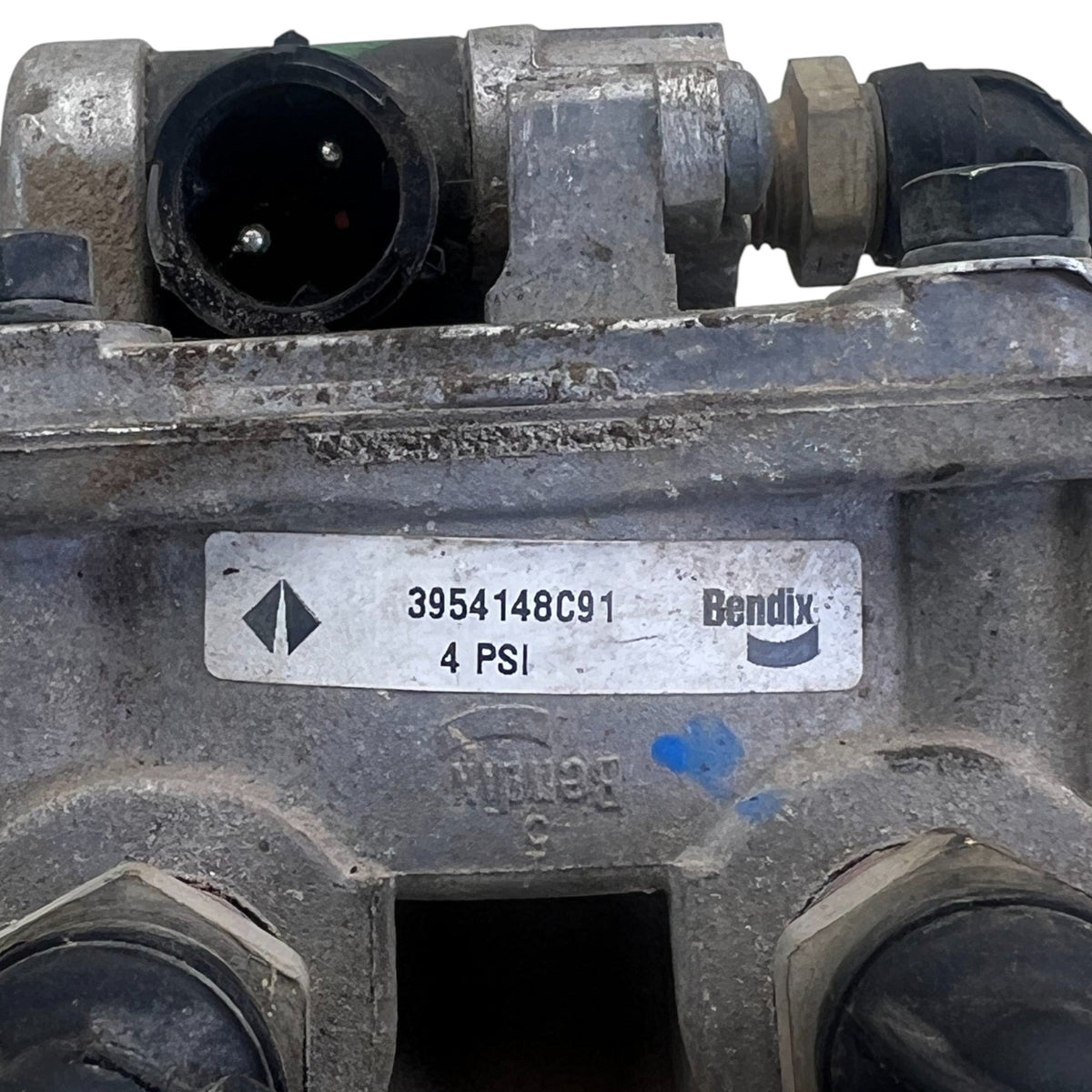 3954148C91 Genuine Bendix Relay Valve ATR-6 - Second Truck Parts