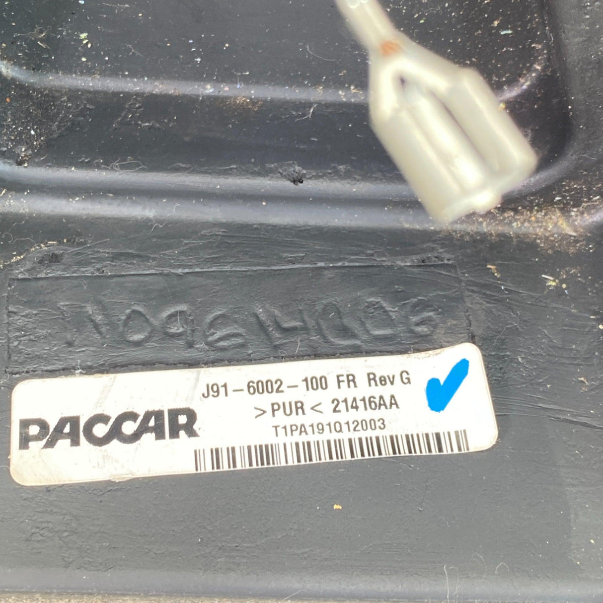 J91-6002-100 Genuine Paccar Steering Wheel Assembly - Second Truck Parts