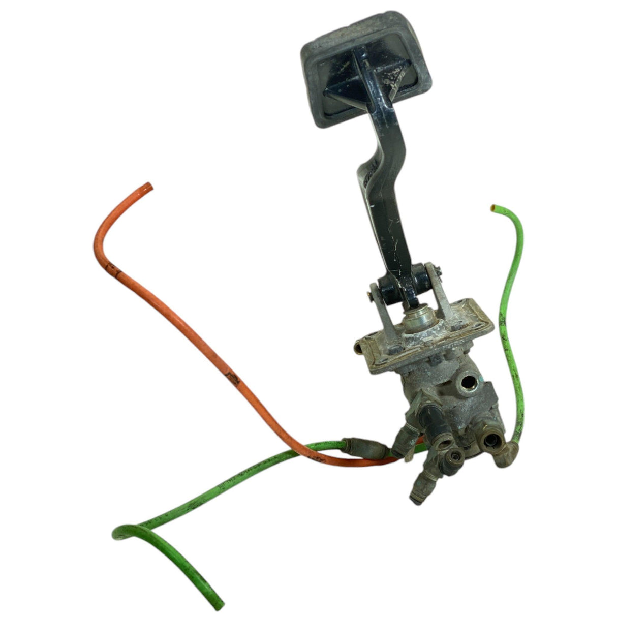 G90-6095-0009 Genuine Bendix Brake Pedal With Valve - Second Truck Parts