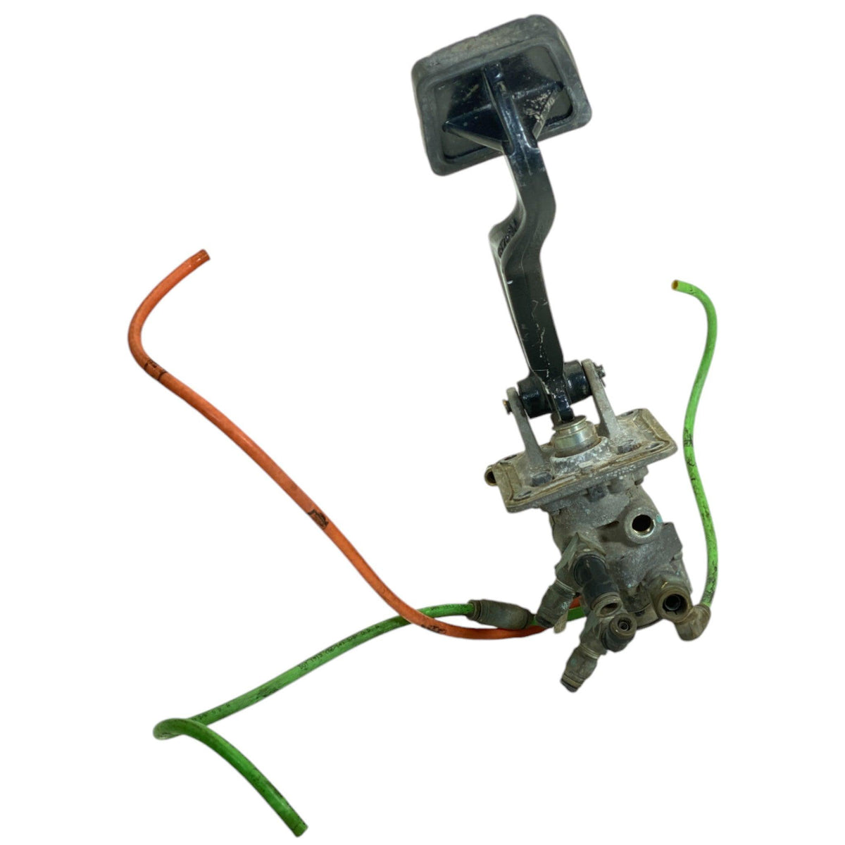 K046310 Genuine Bendix Brake Pedal With Valve - Brake Valves